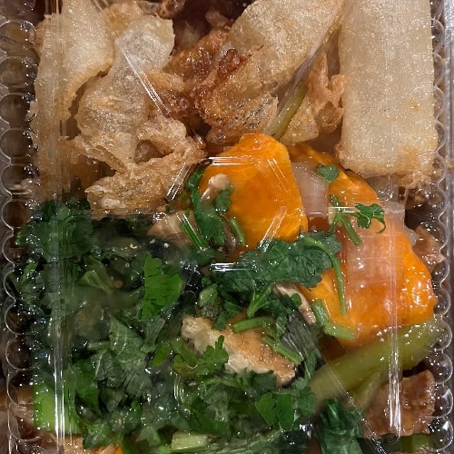 Seafood Mee Ka-tang.