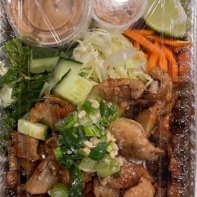 Chicken Vermicelli Bowl.